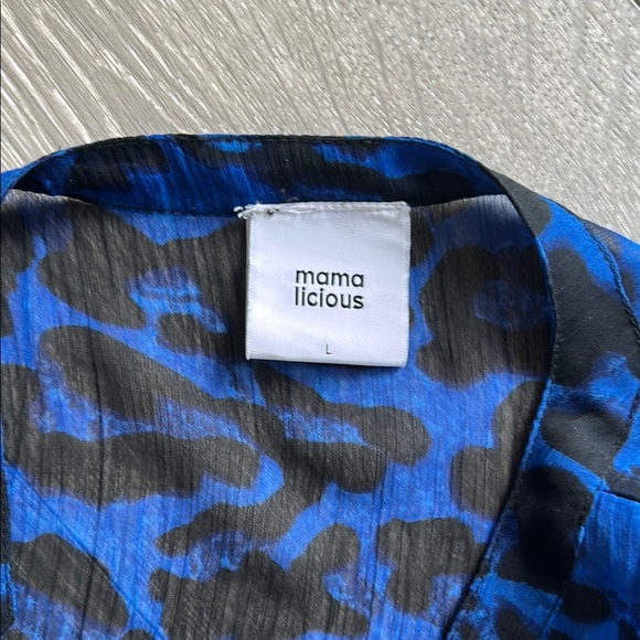 Sheer Blue and Black Animal Print Sheer Cardigan - Picture 4 of 7